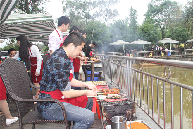 4月18日,三圣乡魅力烤肉之旅留下最美的记忆 · 现场图片