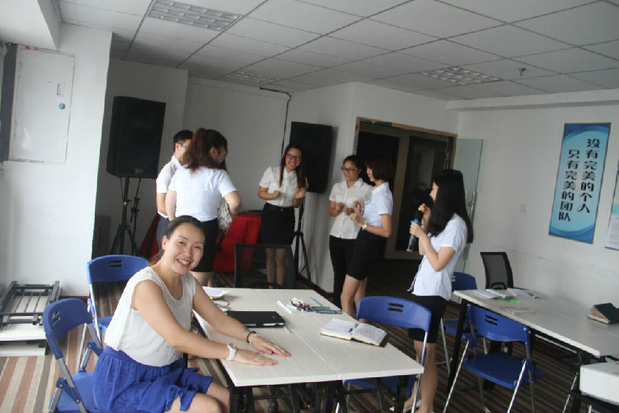 6月16日，第三期新人培训圆满结束 · 现场图片