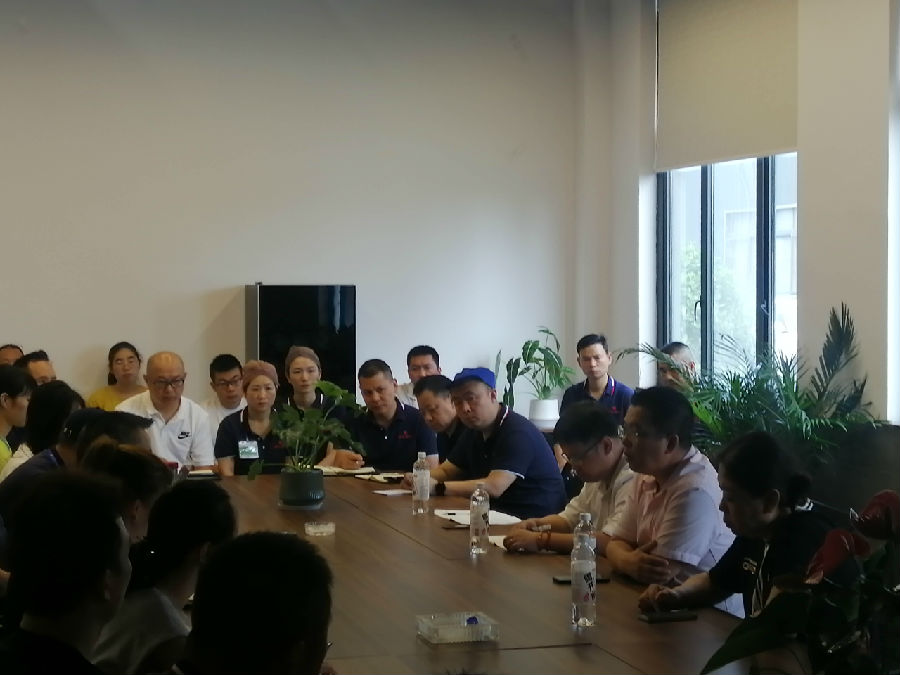 2023年7月25日，成都天坤盖业有限公司《企业精准调研启动会》 · 现场图片