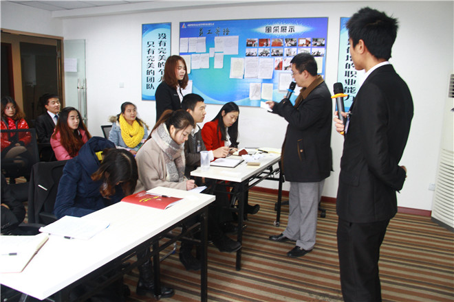 12月20日,智跃纵达第一届“演讲比赛”总决赛圆满结束 · 现场图片
