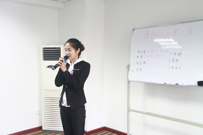 智跃纵达第一届“演讲比赛”精彩开赛 · 现场图片