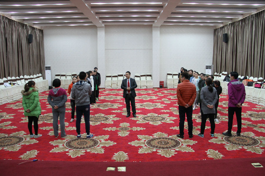 2015年12月15日,兴凤庭公司全体员工两天立体式培训 · 现场图片
