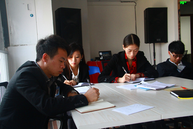 第二批新人培训圆满结束 · 现场图片